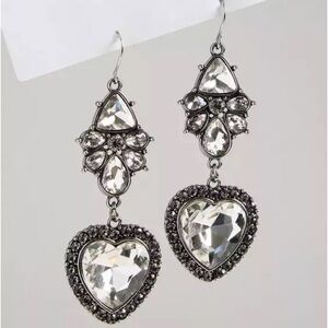 Sparkling heart earrings